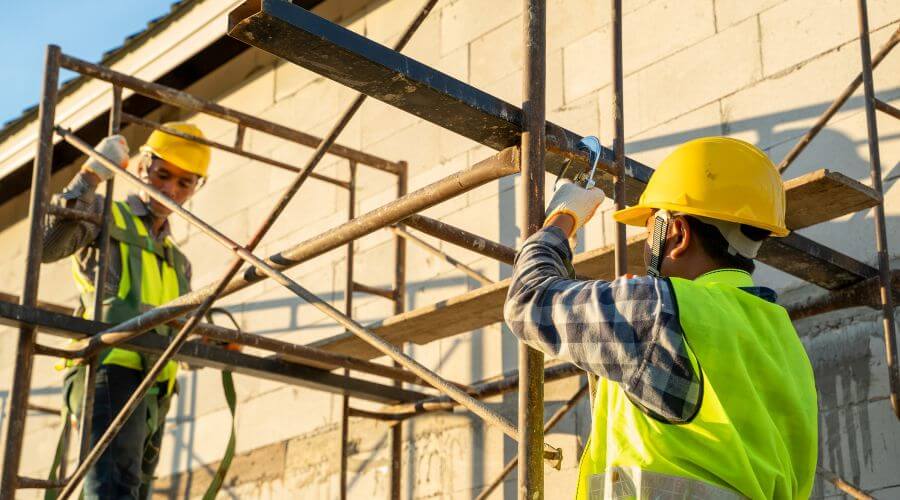 Professional gutter cleaning in Freedom, NH